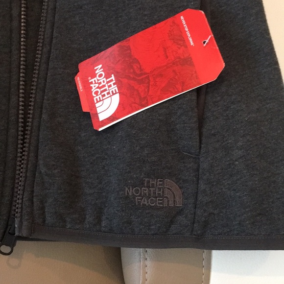 The North Face Vest - Picture 8 of 8